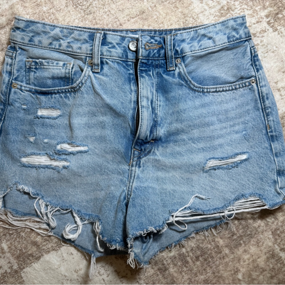 Forever 21 Blue Distressed high waisted denim Jean Shorts